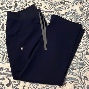 Women's Navy Kade™ - Petite Cargo Scrub Pants - L - Petite / Navy